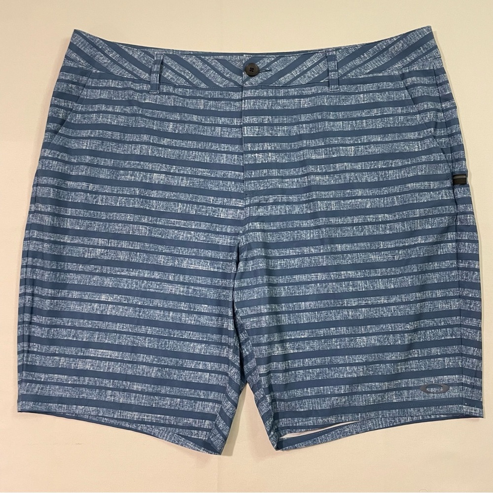 Oakley Mens Golf Shorts Size 40 Style# 1007027CAMB